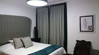 Hotel + Arte