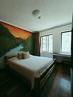 Hotel + Arte