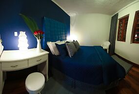 Hotel + Arte