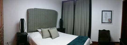 Hotel + Arte