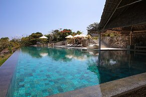 Qambani Luxury Resort