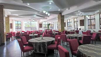 The Luke Hotel