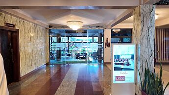 The Luke Hotel