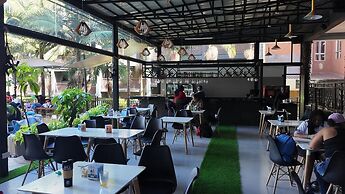 The Luke Hotel