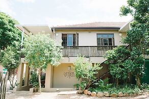 Mackaya Bella Guest House