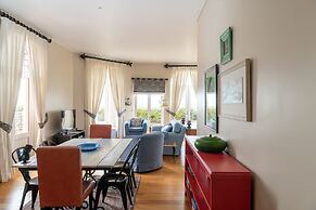 The Majestic Apartment