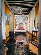 Kholle House