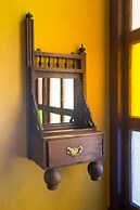 Kholle House