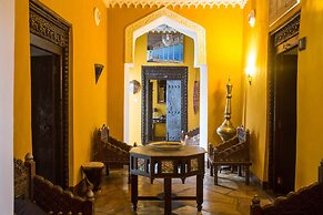 Kholle House