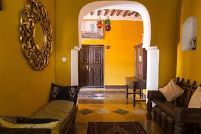 Kholle House