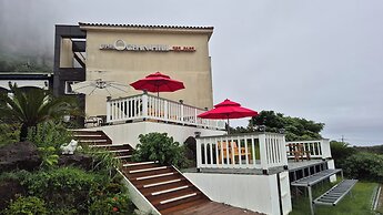 The Ocean Hill