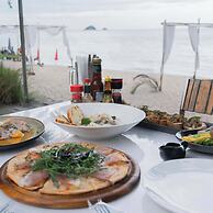 Sanae Beach Hua Hin
