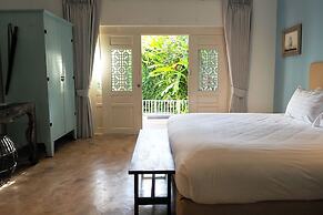 Sanae Beach Hua Hin