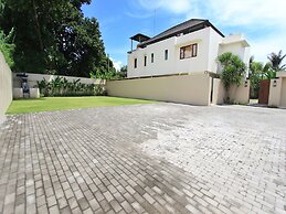 Villa Damaya