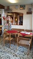 Hotel Villa Dina