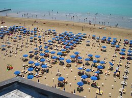 Hotel Villa Dina