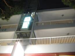 Hotel Villa Dina