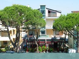 Hotel Villa Dina