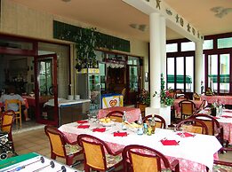 Hotel Villa Dina