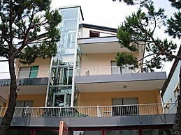 Hotel Villa Dina