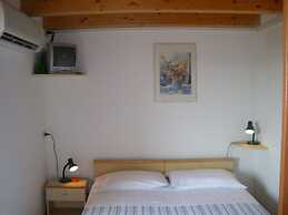 Hotel Villa Dina