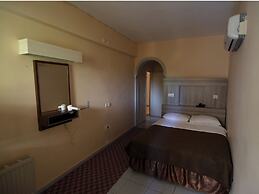 Cihanay Hotel