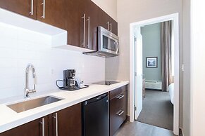 Sandman Hotel Abbotsford Airport