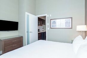 Sandman Hotel Abbotsford Airport