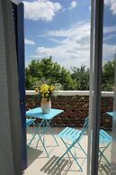 La Casa Blu Bed & Breakfast