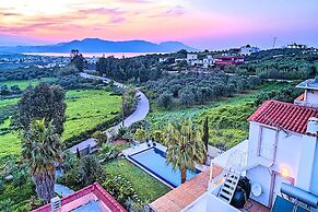 Cretan Mansion with Heated Swimming Pool