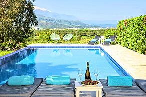 Cretan Mansion with Heated Swimming Pool