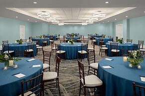 Courtyard by Marriott Nassau Downtown/Junkanoo Beach