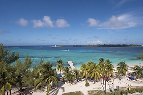 Courtyard by Marriott Nassau Downtown/Junkanoo Beach