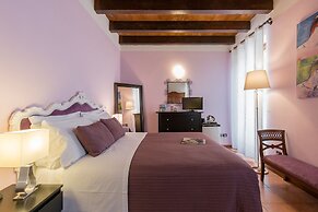 Veronetta House