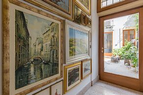 Veronetta House