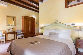 Veronetta House