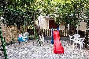 Oasis Apartments
