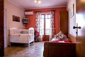 Oasis Apartments