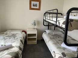 Woodmans Hill Motel