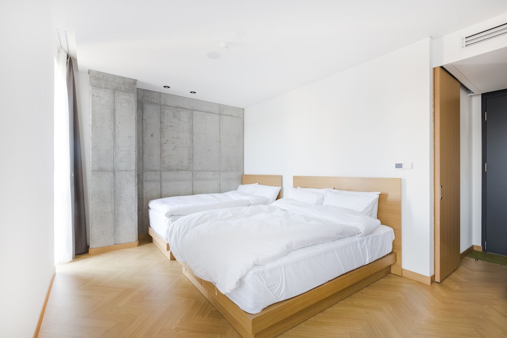 Handpicked Hotel & Collections