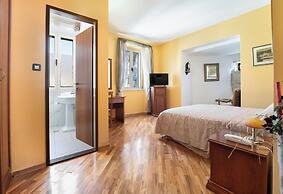 Hotel Peristil