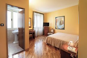 Hotel Peristil