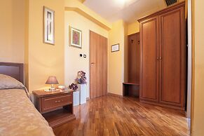Hotel Peristil