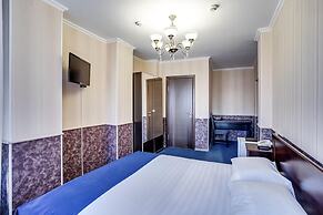 Hotel Teatralniy