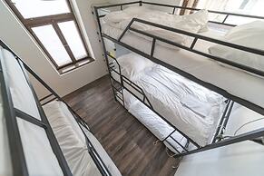 Hostel Orange
