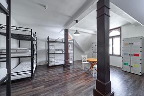 Hostel Orange