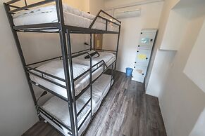 Hostel Orange