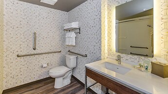 Holiday Inn & Suites Bellingham by IHG