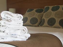 Hunters Lodge Hotel