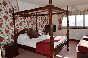Hunters Lodge Hotel